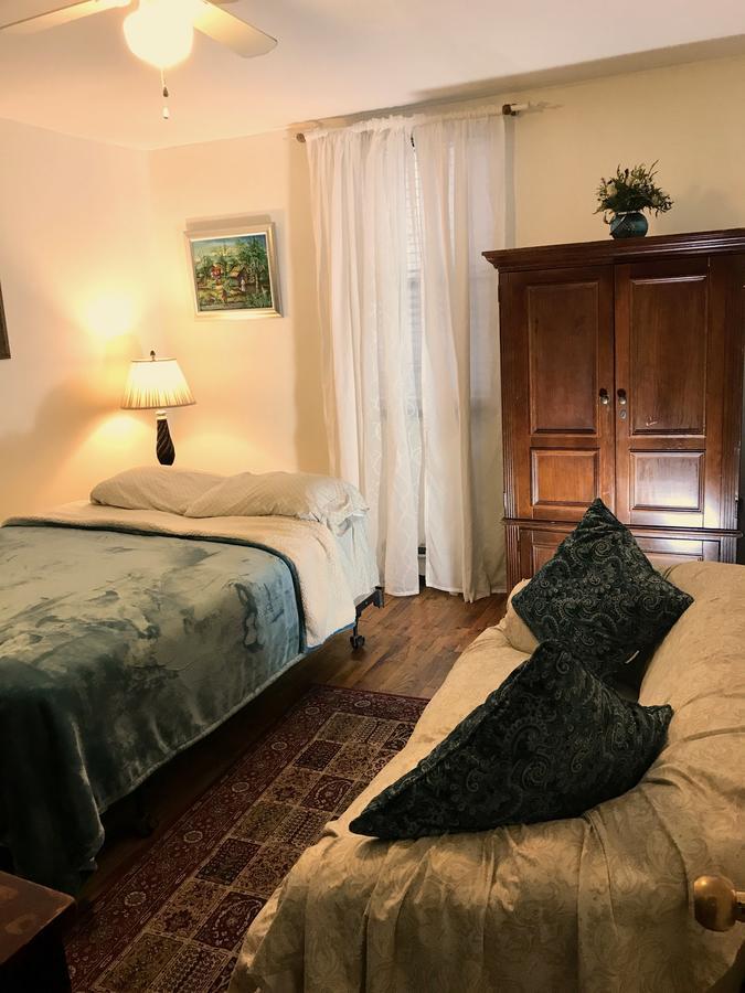 Private Comfortable Room Нью-Йорк Екстер'єр фото